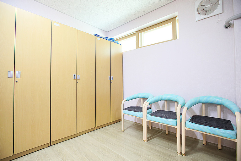 목욕탕 및 탈의실